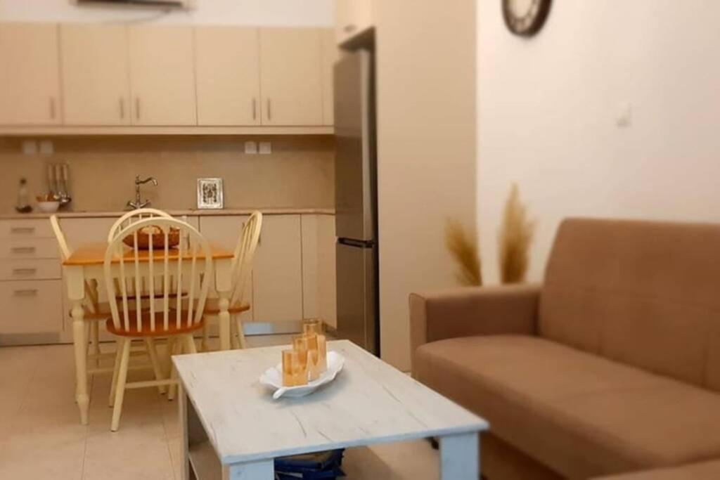 קמילרי Sonia'S Luxury Apartment With Jacuzzi מראה חיצוני תמונה